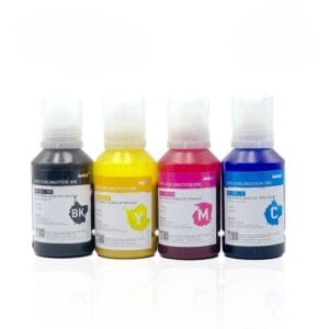Les 4 bouteilles d'encre sublimation (Cyan, Magenta, Jaune, Noir) alignées.