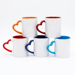 Mug blanc en céramique M9 320ml avec poignée en forme de cœur et intérieur coloré pour sublimation