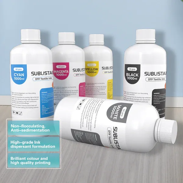 Bouteilles d'encre DTF SUBLISTAR Hi-Pro CMYK et Blanc 1000ml sur fond blanc